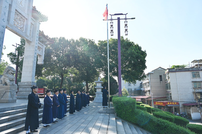 文章附图