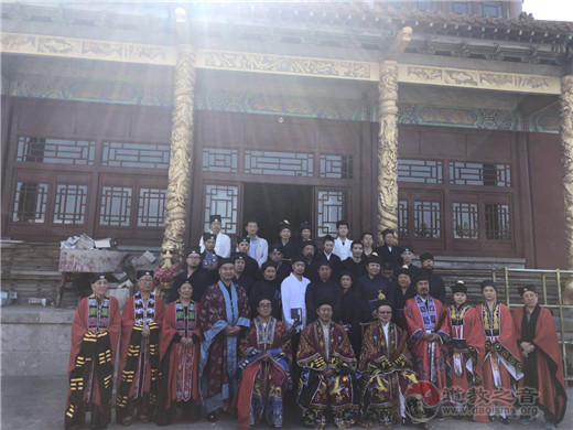 市道教协会在淄博市博山区白塔镇龙凤苑福禄宫举行全真龙门金山派皈依