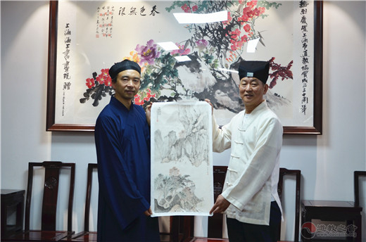 重庆市道教协会会长邓信德道长一行参访考察上海白云观