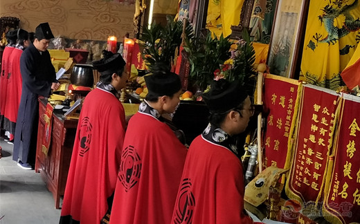 山东省青州市三官庙举行文昌祈愿法会